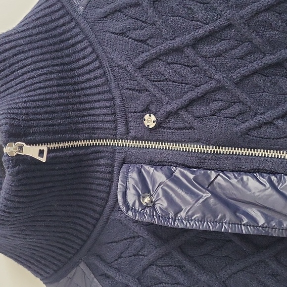 Ann Taylor Weekend Deep Navy Quilted Jacket with Knit Details. Size L - Picture 8 of 16